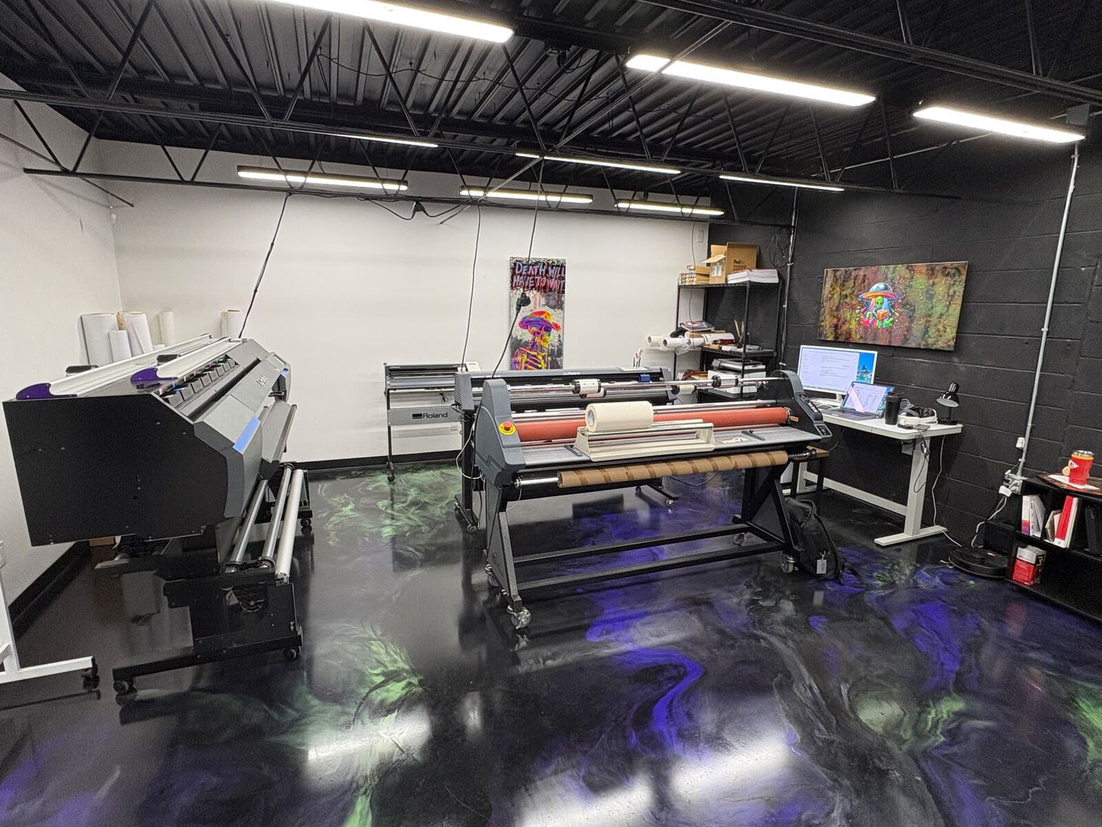In-house label shop with wide-format printer and laminator